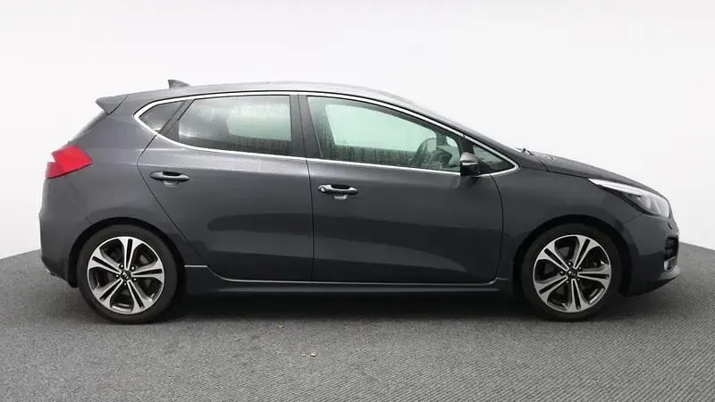 Used Kia Ceed GT-Line S 118 HP (86 kW) 2018 Dark gun metal Hatchback