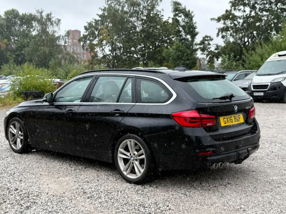Used BMW 320 Impressive 2016 Black Estate
