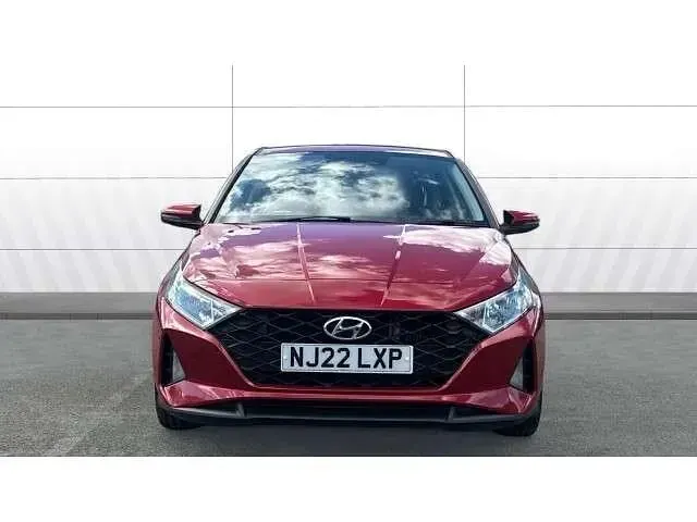 Używany Hyundai i20 SE 101 KM (74 kW) 2022 Czerwony Hatchback