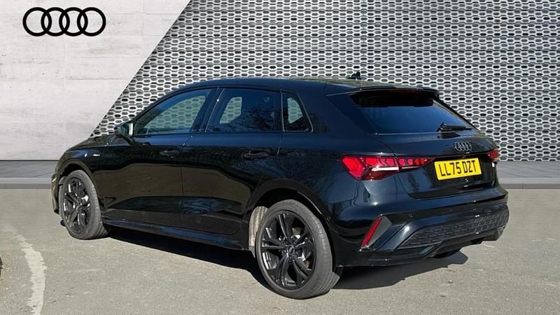 New Audi A3 e-tron Comfort 204 HP (150 kW) 2025 Black Hatchback