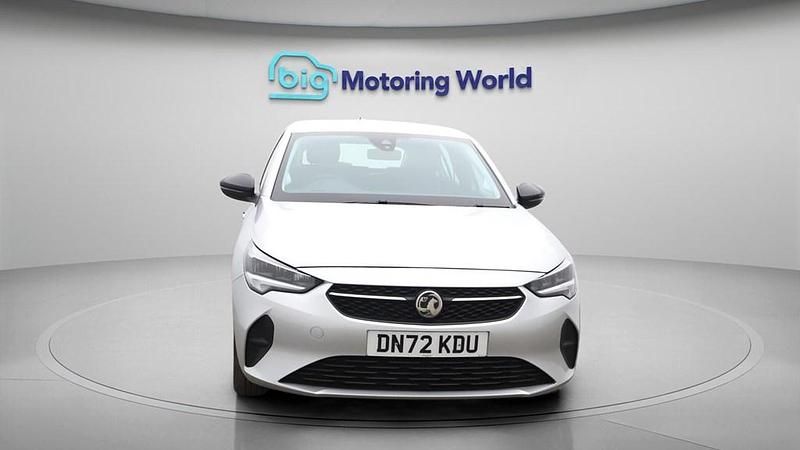 Second-hand Vauxhall Corsa Design Edition 75 CP (55 kW) 2022 Gri Hatchback