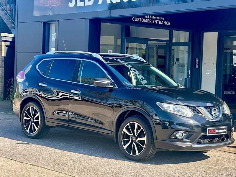 Used Nissan X-Trail N-Vision 130 HP (95 kW) 2017 Black SUV