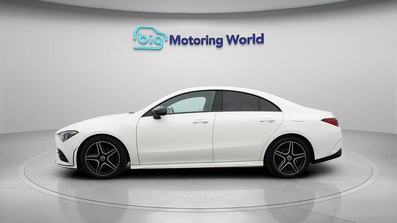 Used Mercedes CLA180 Executive 136 HP (100 kW) 2022 White Sedan
