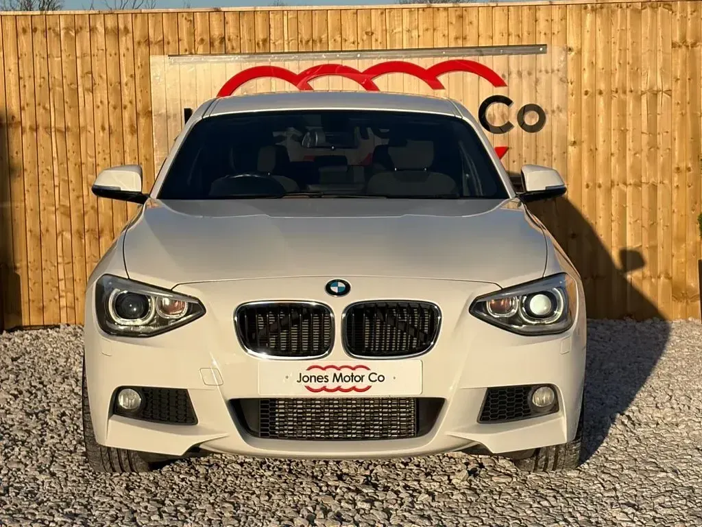 Used BMW 118 M Sport 170 HP (125 kW) 2014 White Hatchback