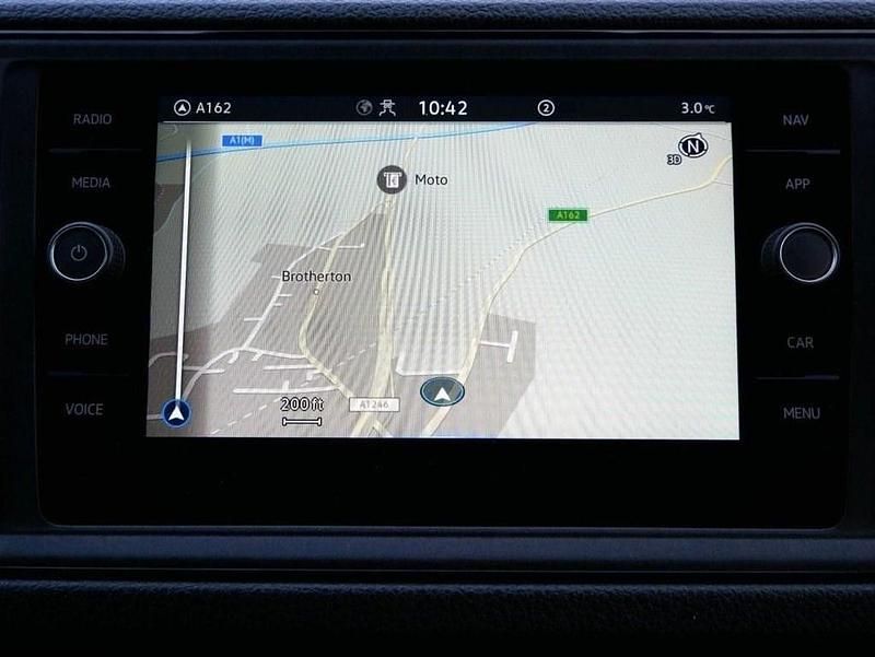 Used VW Crafter Trendline 140 HP (102 kW) 2022 White Van