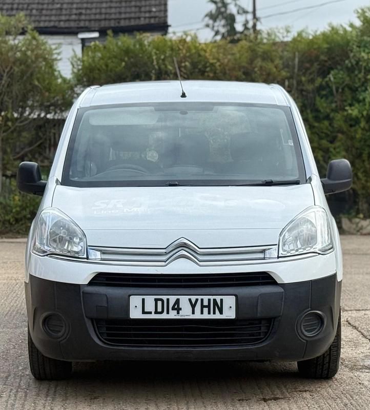 White Used 2014 Citroën Berlingo MPV | £4,990 (Fair price) - Image 1/2