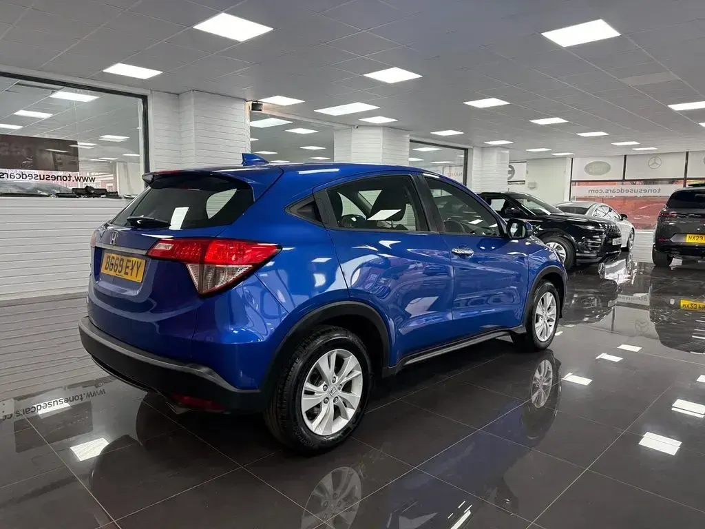 Used Honda HR-V S 130 HP (95 kW) 2019 Blue SUV