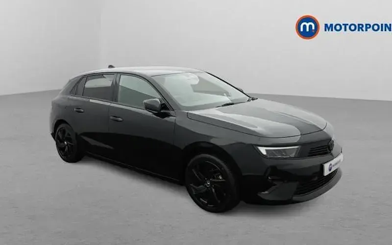 Begagnad Vauxhall Astra 131 HK (96 kW) 2026 Halvkombi