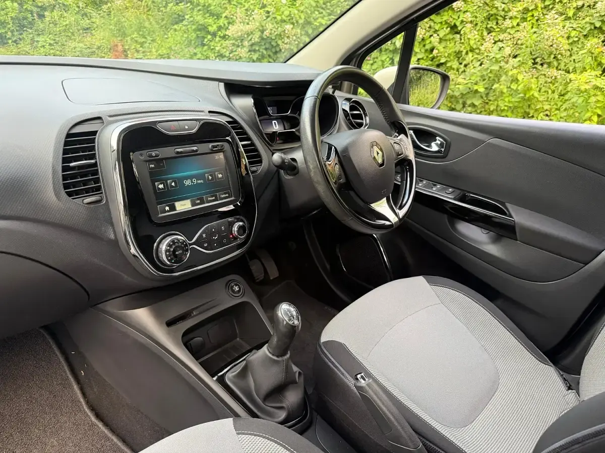 Used Renault Captur Dynamique 2014 Beige SUV