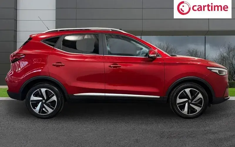 Used MG ZS Trophy 114 kW (156 HP) 2023 Red SUV