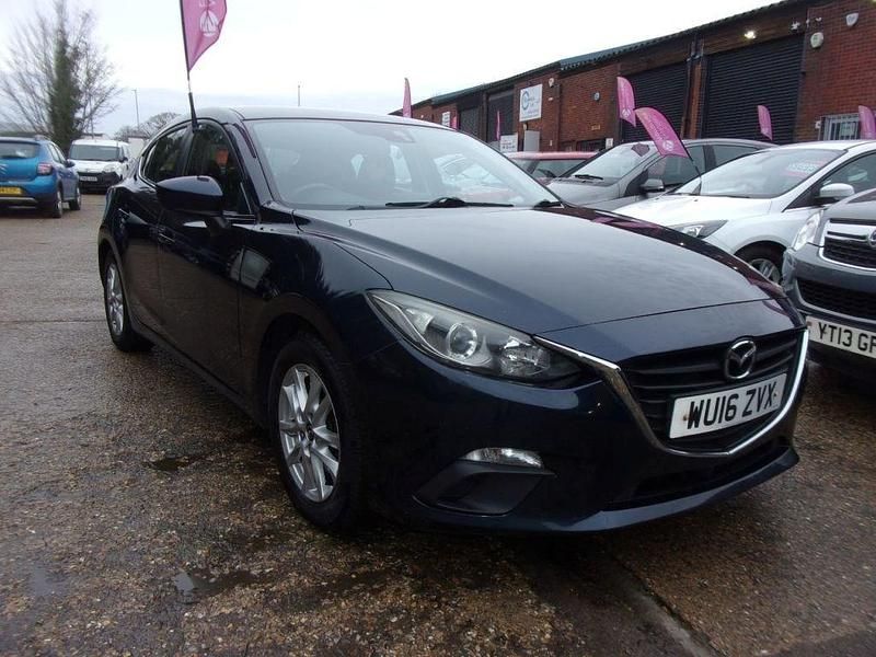 Used Mazda 3 2016 Blue Hatchback