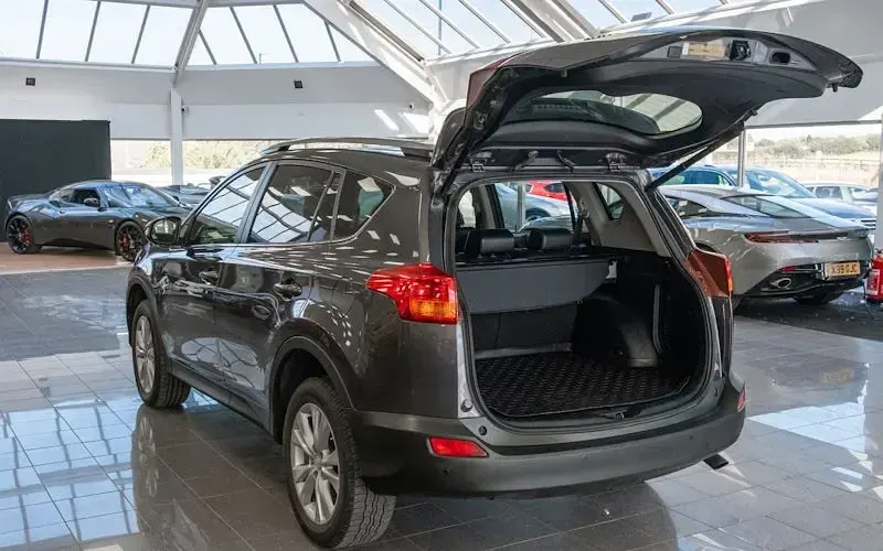 Used Toyota RAV4 150 HP (110 kW) 2013 Grey SUV