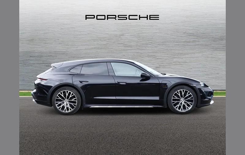 Used Porsche Taycan Cross Turismo 344 kW (469 HP) 2022 Black Estate