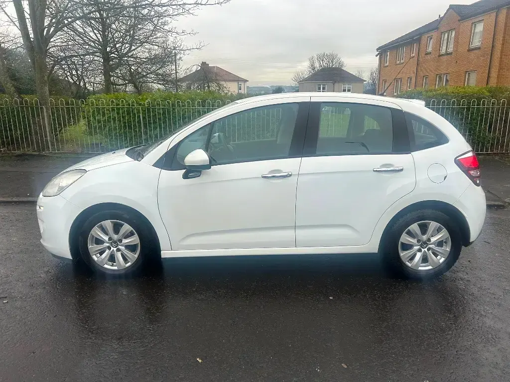 Used Citroën C3 VTR Sport 2015 White Hatchback