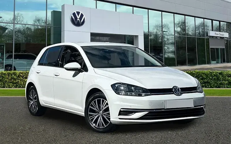 Used VW Golf VII SE 125 HP (91 kW) 2018 Hatchback