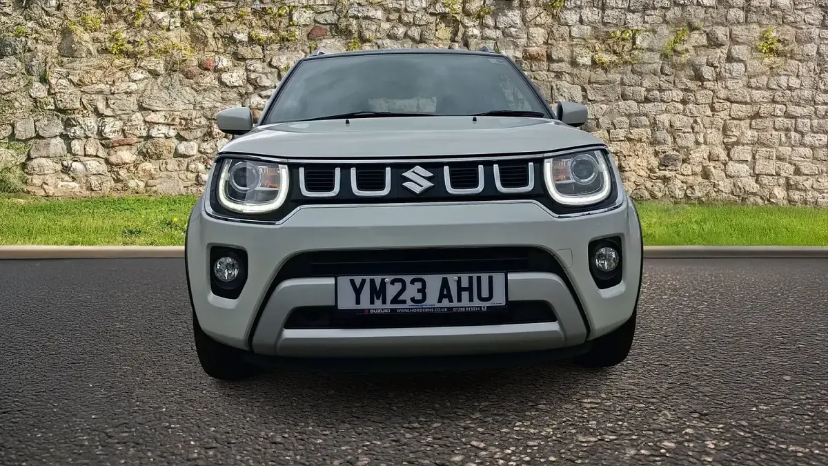 Used Suzuki Ignis SZ-T 83 HP (61 kW) 2023 White SUV