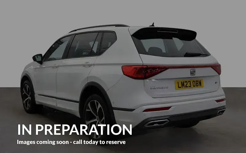 Used Seat Tarraco FR 150 HP (110 kW) 2023 White SUV