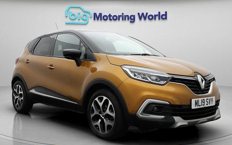 Used Renault Captur GT-Line 90 HP (66 kW) 2019 Orange/black SUV