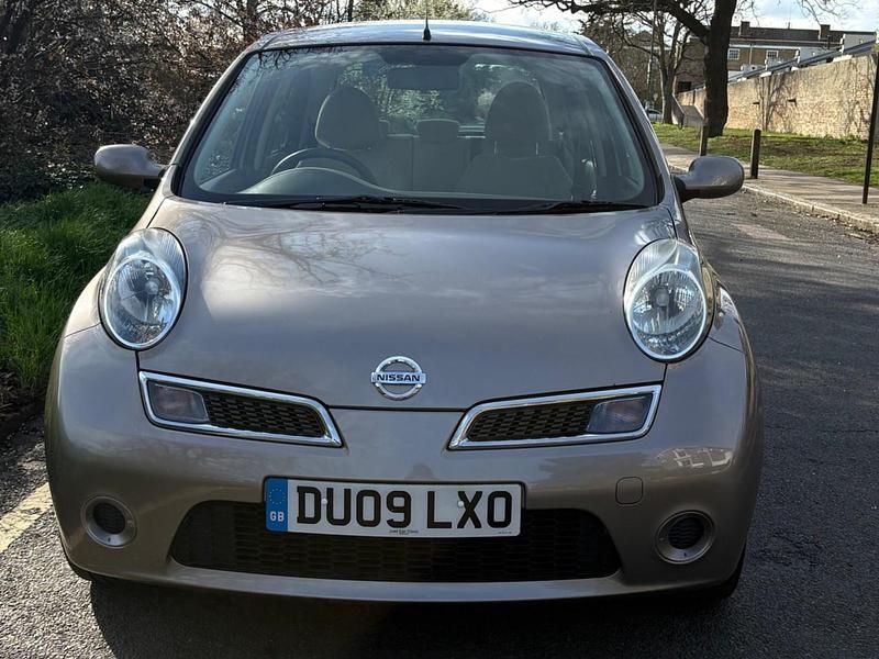 Used Nissan Micra Acenta 88 HP (64 kW) 2009 Beige Hatchback