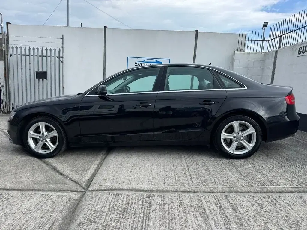 Used Audi A4 Design 143 HP (105 kW) 2014 Black Sedan