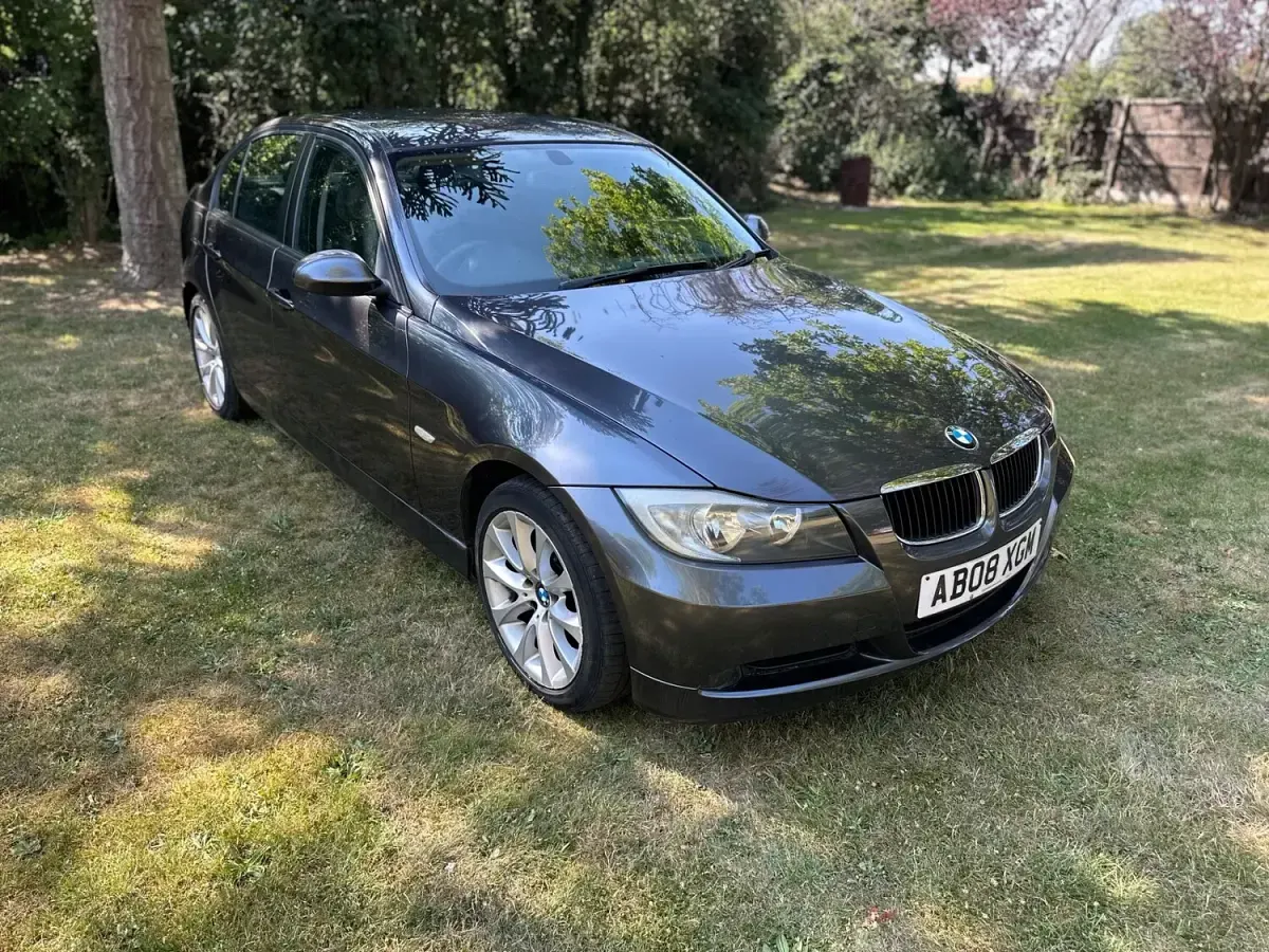 Used BMW 320 184 HP (135 kW) 2008 Grey Sedan