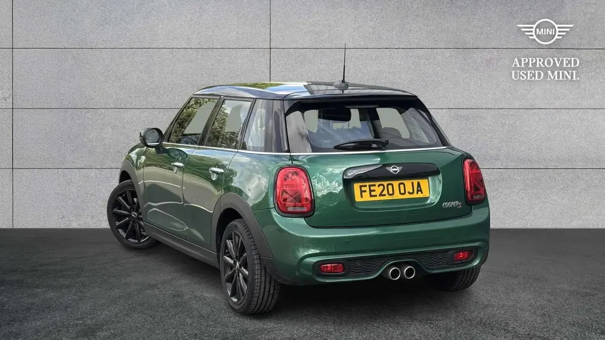 Used Mini Cooper S Classic 189 HP (139 kW) 2020 Green Hatchback