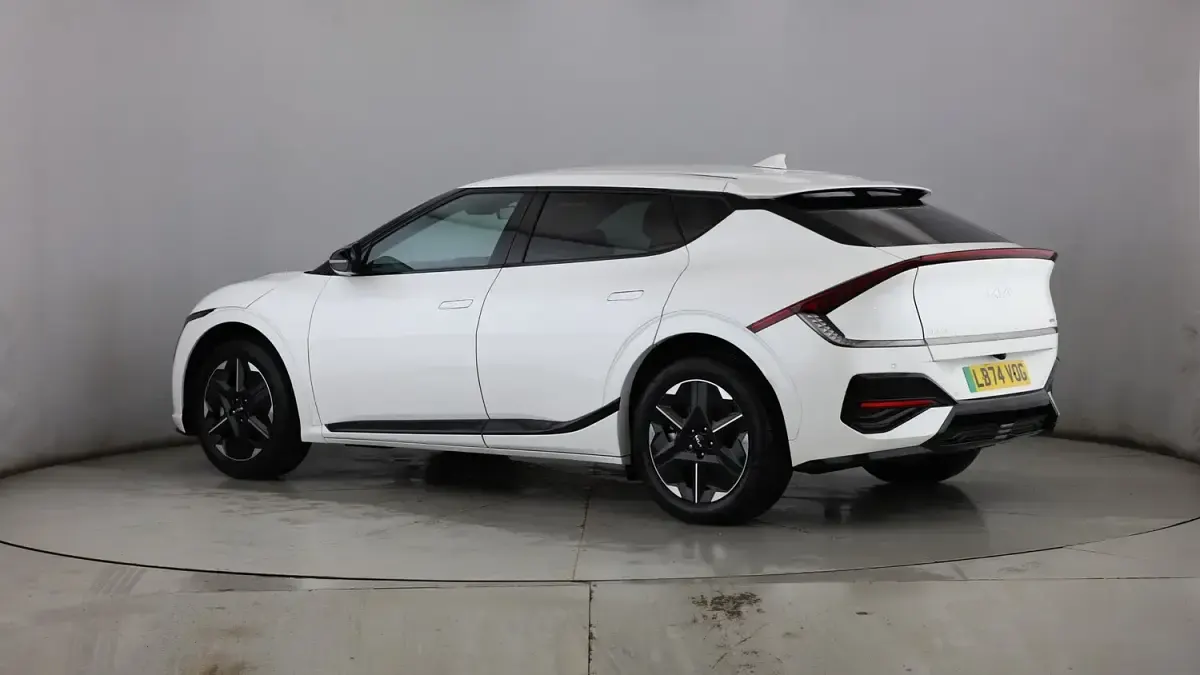 Used Kia EV6 GT-Line 167 kW (228 HP) 2024 White SUV