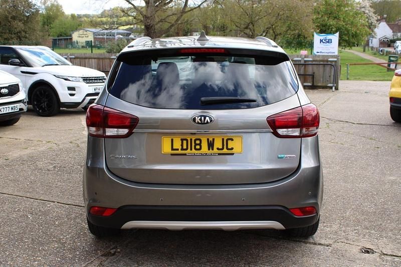 Used Kia Carens 139 HP (102 kW) 2018 Silver MPV