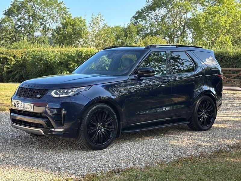 Blue Used 2019 Land Rover Discovery 5 HSE SUV | £24,990 (Good price) - Image 1/4