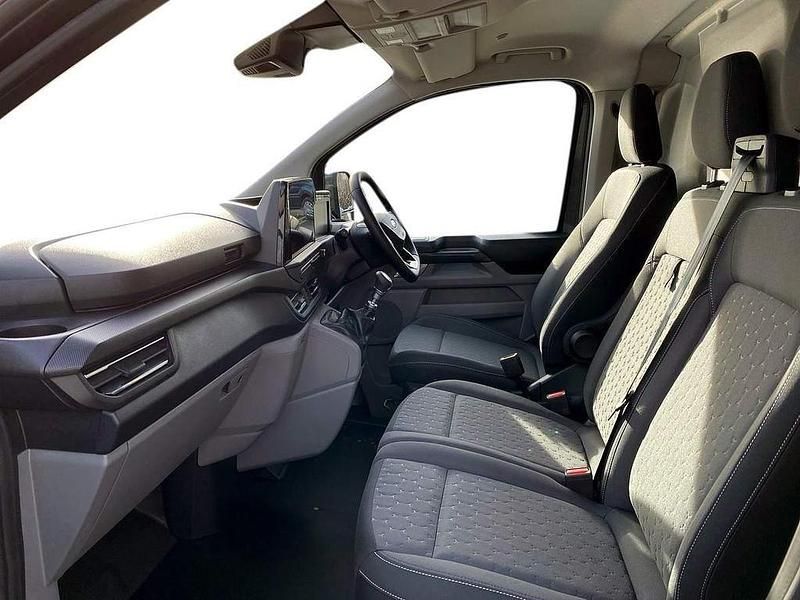 New Ford Transit Custom Limited 136 HP (100 kW) 2025 White Van