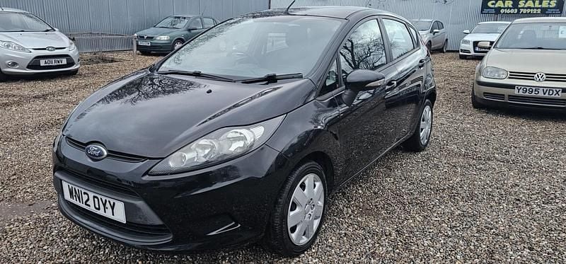 Used Ford Fiesta 82 HP (60 kW) 2012 Black Hatchback