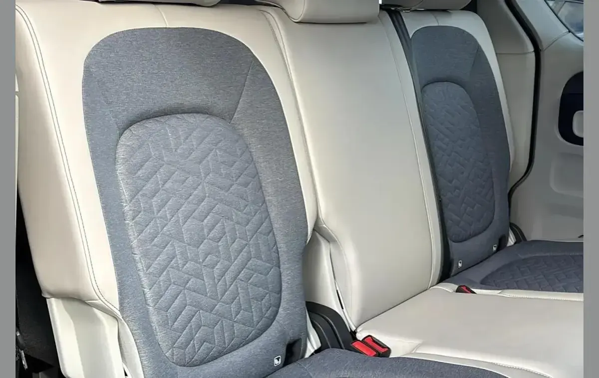 Usado VW ID. Buzz Pro 150 kW (204 HP) 2023 Branco Monovolume