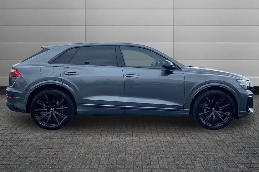 Used Audi Q8 Black Edition 286 HP (210 kW) 2024 Daytona grey SUV
