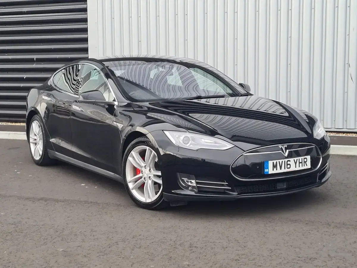 Used Tesla Model S 314 kW (428 HP) 2016 Black Hatchback