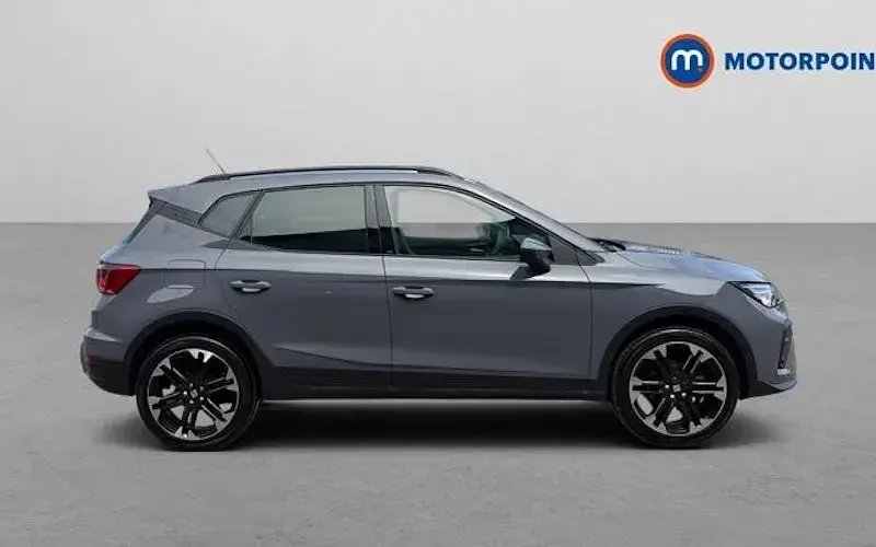 Used Seat Arona FR Sport 116 HP (85 kW) 2026 Grey SUV