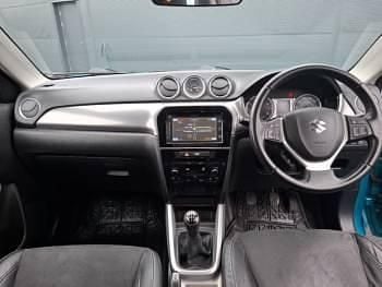 Image 3/4