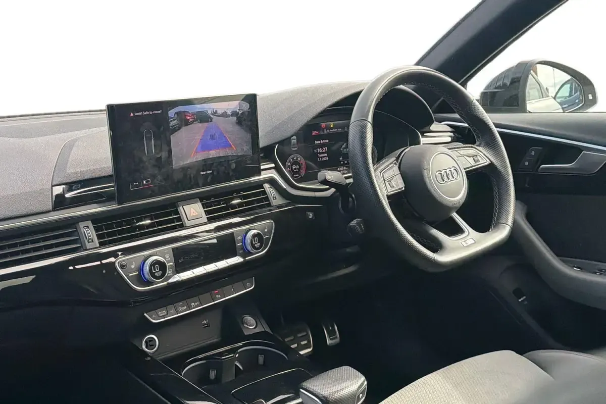 Used Audi A4 Black Edition 150 HP (110 kW) 2023 Grey Sedan