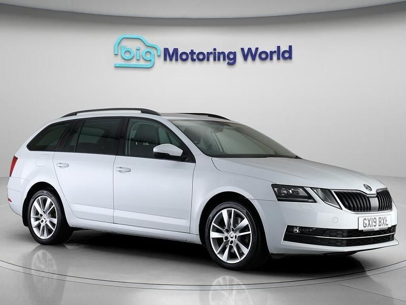 White Used 2019 Skoda Octavia SE L Estate | £14,200 (Super price) - Image 1/4