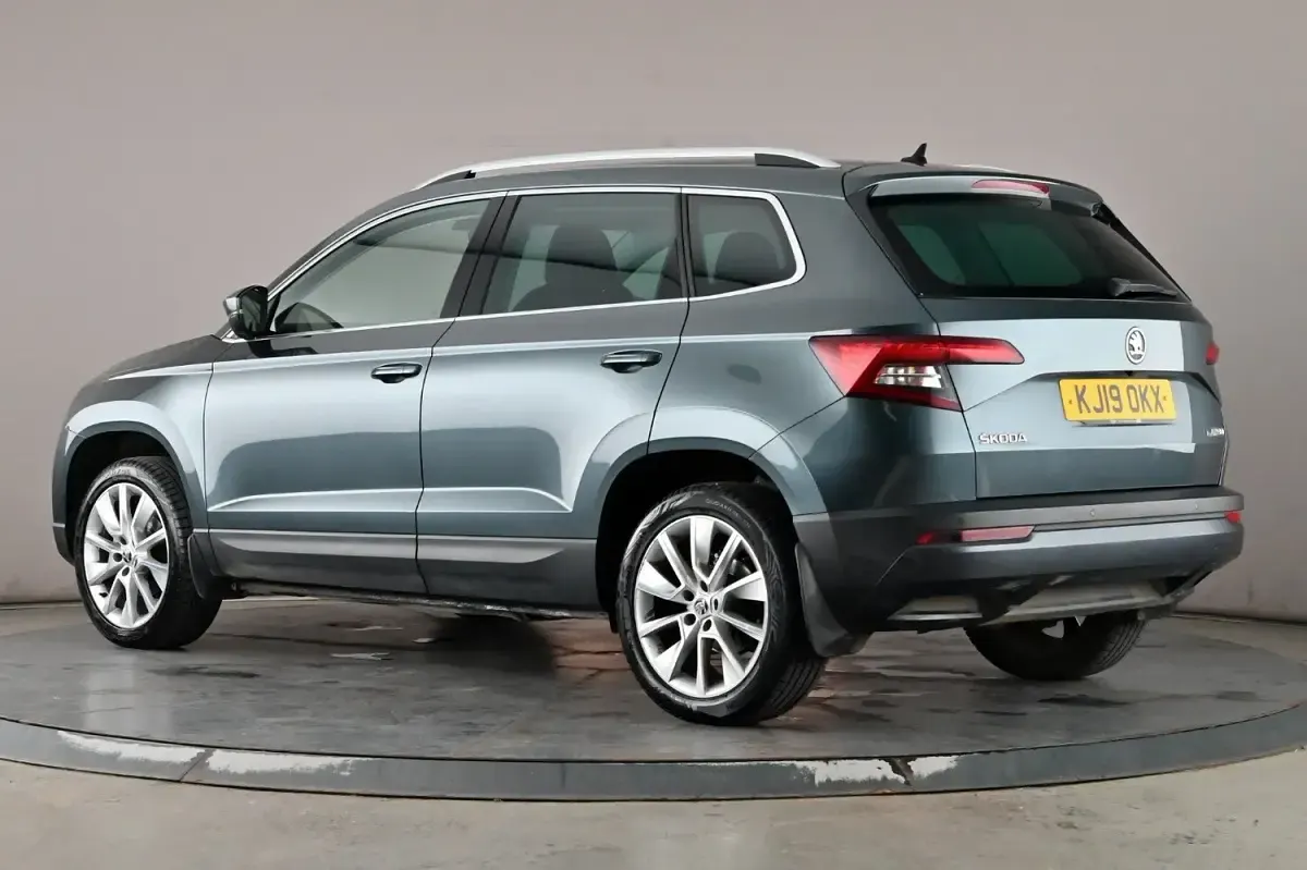 Used Skoda Karoq SE L 150 HP (110 kW) 2019 Grey SUV