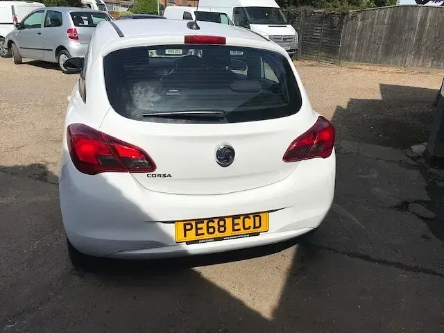 Used Vauxhall Corsa 2018 White Hatchback