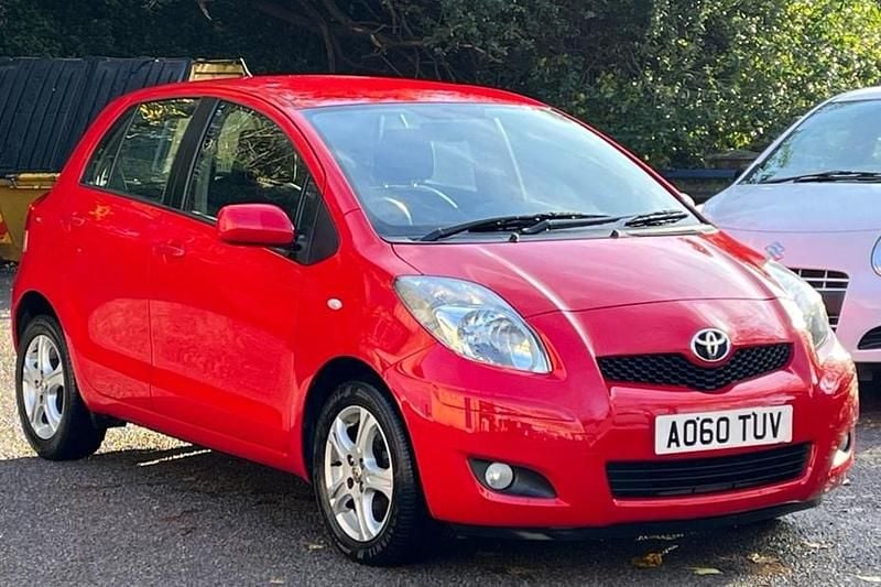 Red Used 2010 Toyota Yaris Hatchback | £2,885 (Good price) - Image 1/1