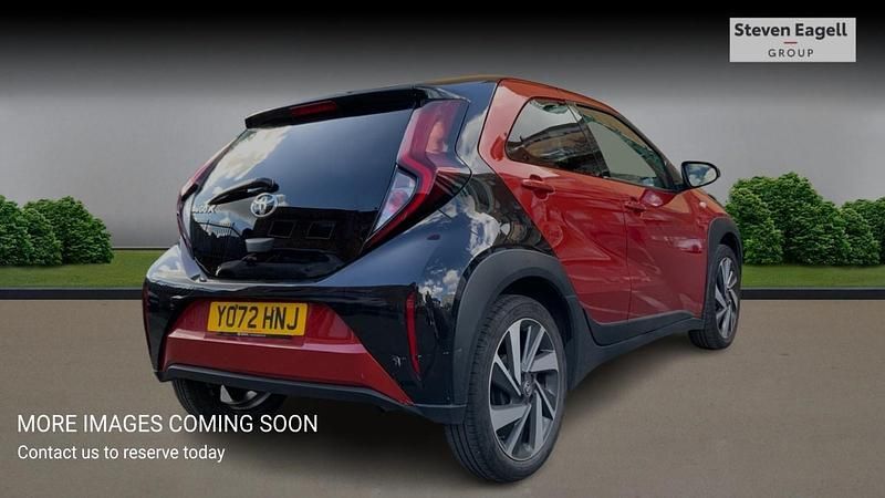 Used Toyota Aygo X 72 HP (52 kW) 2023 Red SUV