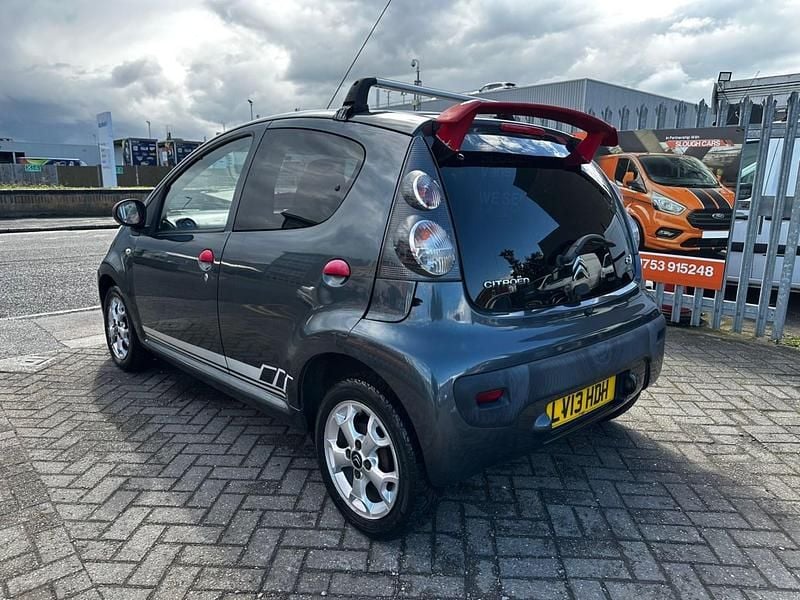 Używany Citroën C1 68 KM (50 kW) 2013 Szary Hatchback