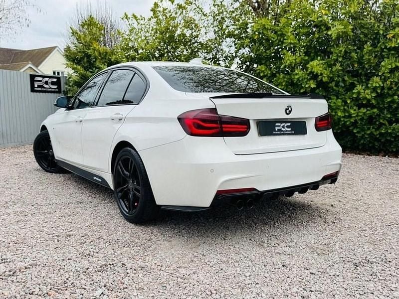 Usado BMW 320 M Sport 190 CV (139 kW) 2019 Blanco Berlina