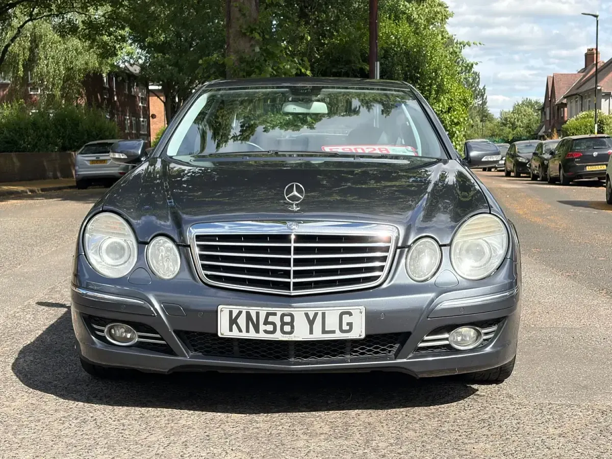 Used Mercedes E220 Avantgarde 170 HP (125 kW) 2008 Grey Sedan