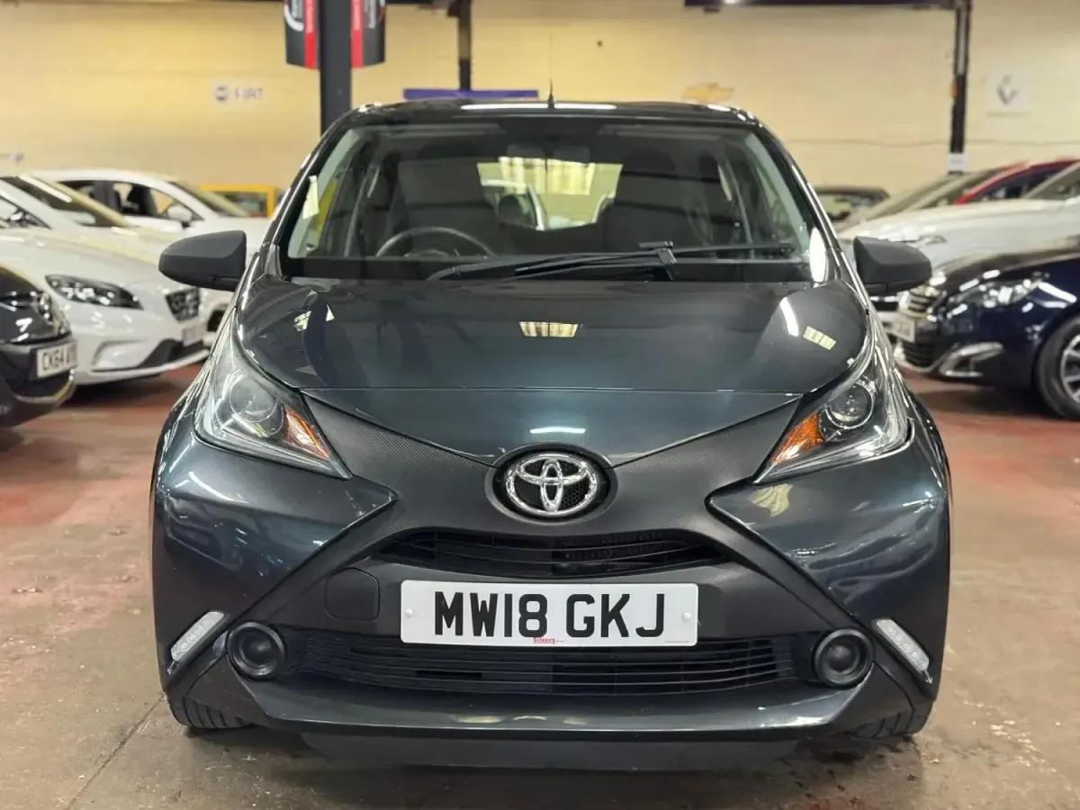Gebraucht Toyota Aygo 2018 Grau Kleinwagen