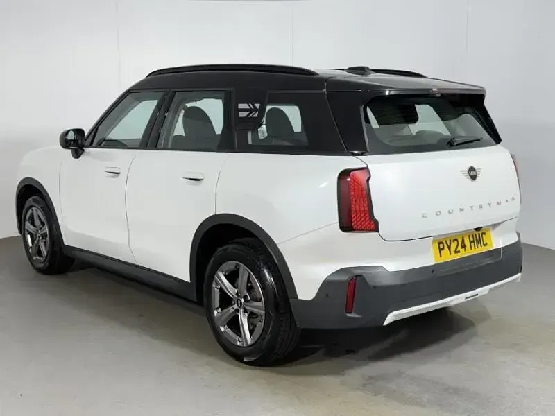 Used Mini Countryman Classic 168 HP (123 kW) 2024 White SUV