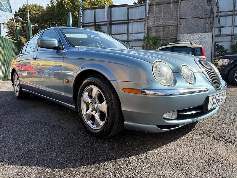 Begagnad Jaguar S-Type SE 238 HK (175 kW) 2001 Blå Sedan