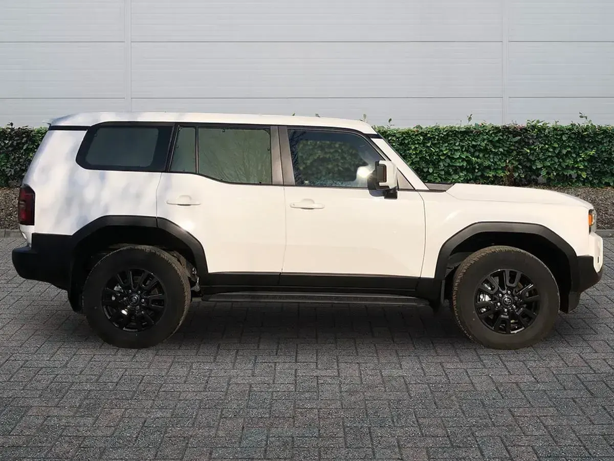 Used Toyota Land Cruiser 2025 White