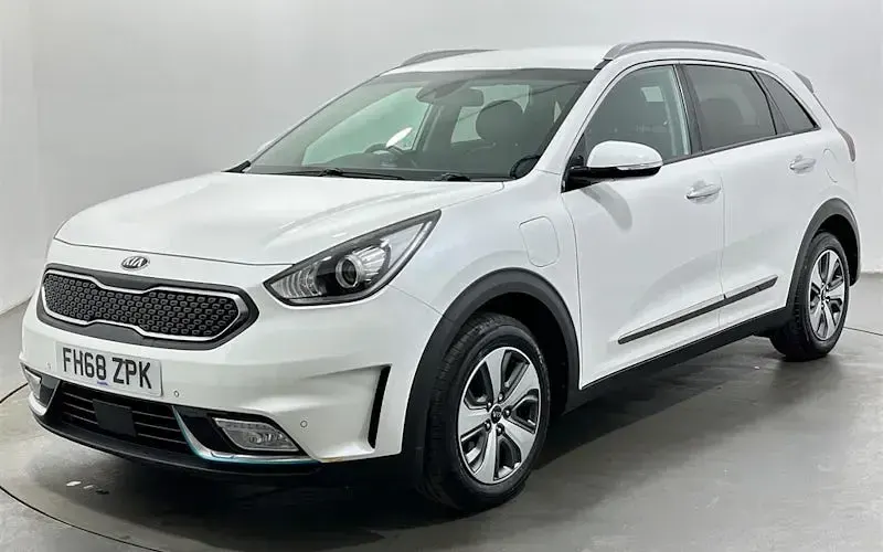Used Kia Niro 141 HP (103 kW) 2019 White SUV